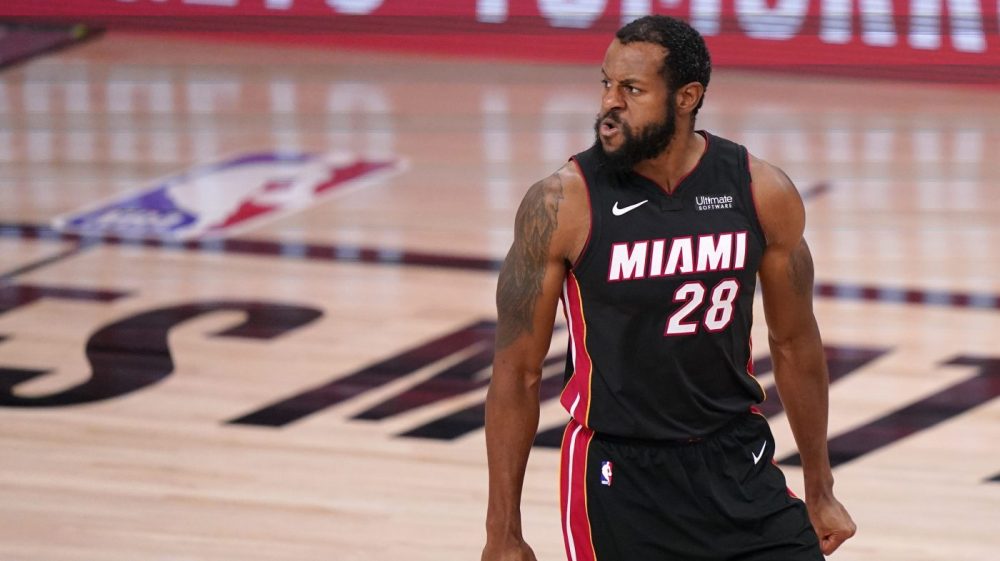 尖的羽毛球 尖的羽毛球